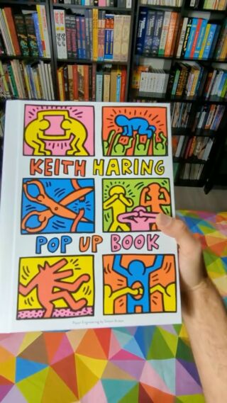 Scopri l’arte di Keith Haring come non l’hai mai vista con il libro pop-up di Poposition Press! Un’esplosione di colori e forme che prendono vita in 3D. Pronto a immergerti in un capolavoro inaspettato? Link in bio

@keithharingfoundation @popositionpress

#KeithHaring #PopositionPress #artepop #popart #artecontemporanea #PolkadotMagazine #libriartistici #artevisiva #popupbooks #artelovers #arteinspiegabile #artemoderna #contemporaryart #urbanart #visualart #artist #arteespressione #streetart #artistsoninstagram #popupart #booklovers #creativeminds #artpop #artinspiration #artbook #artgallery #museumlife #artaddict #artcollection #inspireart